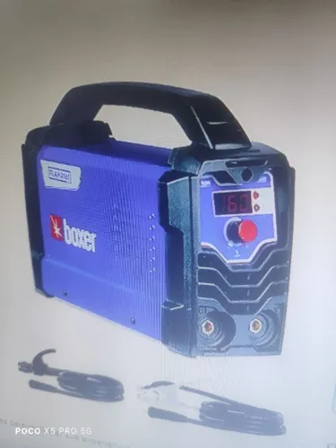Máquina de solda inverter boxer flama 161 BV azul e preta usei três vezes