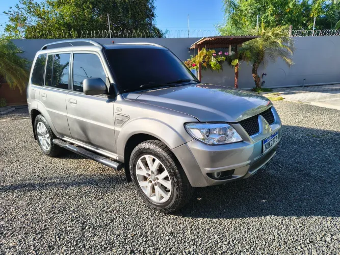 Mitsubishi Pajero TR4 2.0 Flex 16V 4X2 Aut. 2012