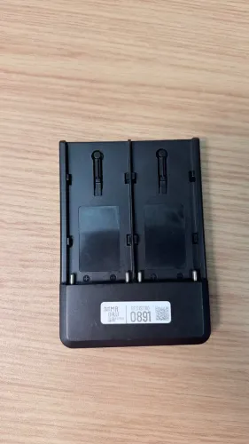 Adaptador de bateria NP-F para bateria V-Mount