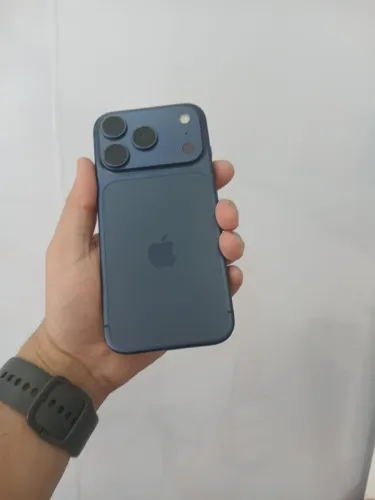 IPHONE 17 PRO 256GB - Azul 93% - Todo original (Garantia 11/26)