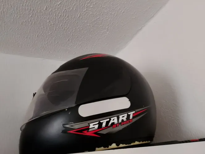 Capacete