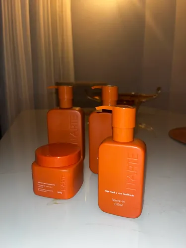 Shampoo, condicionador, máscara de tratamento e leave-in da N?arte
