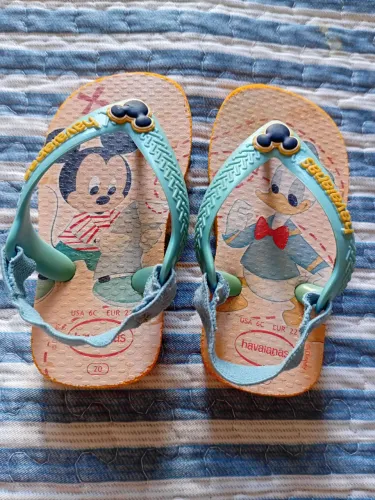 Sandália do Mickey (n 20)