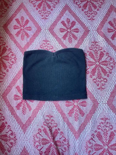 Cropeed preto