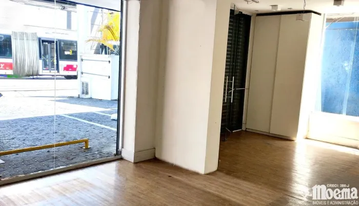 Fantástico ponto comercial, Loja, Escritorio, Consultório, cabem neste belo imóvel