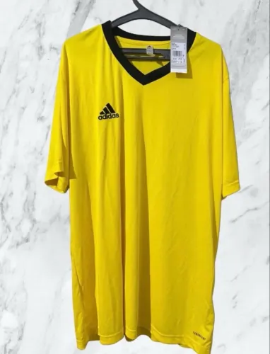 camisa treino dry ft adidas tamanho 2gg . Na etiqueta