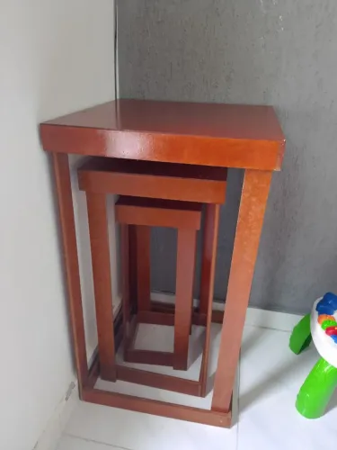 Trio de mesa cubo vazado