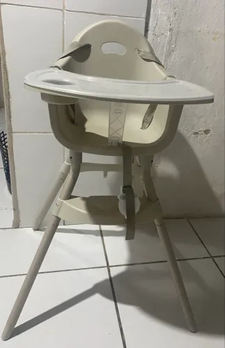 Cadeira de alimentação