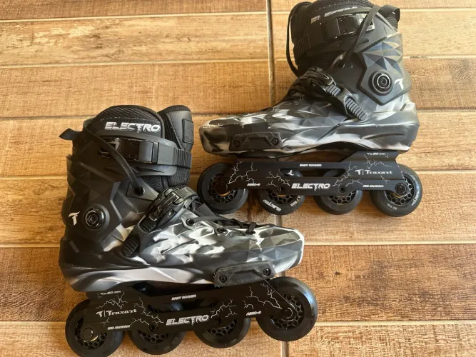 Patins traxart, número 42 + kit de proteção e rodas extras.
