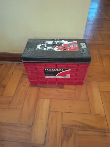 Bateria estacionária carcaça