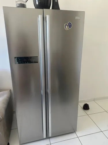 Vendo geladeira midea