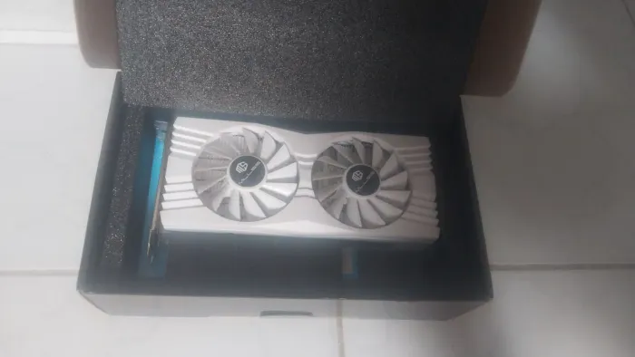 RX580 8GB parou de dar vídeo