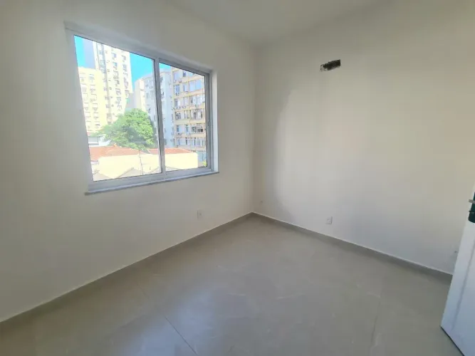 Apartamento à venda na Rua Gomes Carneiro, Ipanema, Rio de Janeiro - RJ