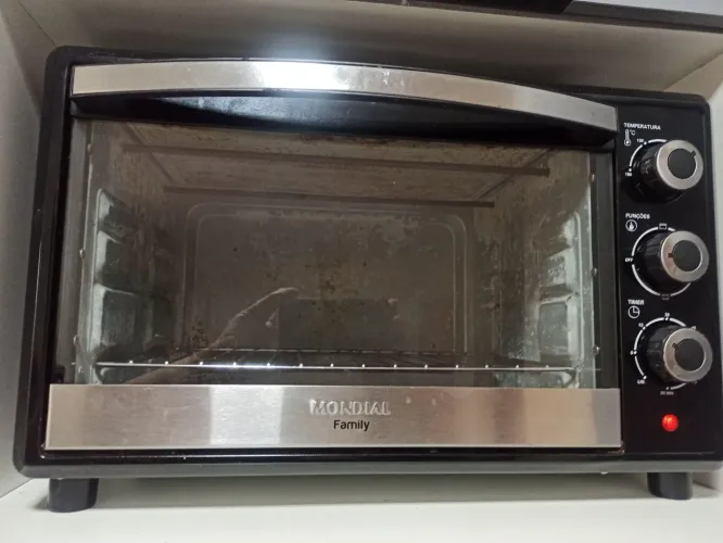 Forno Elétrico funcionando normalmente.