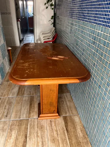 Messa de Jantar sem as cadeiras 