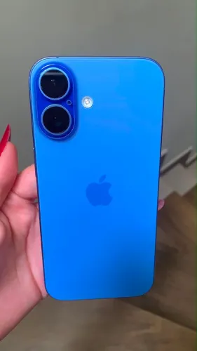 iPhone 16