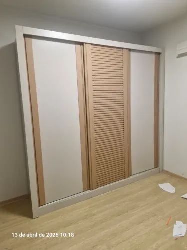 Guarda-Roupa casal excelente