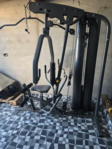 Aparelho de musculação