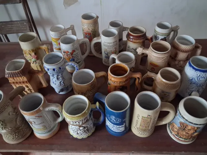 23 copos de chop. Antigos com mais de 50 anos. Raros uruguaio, etc...