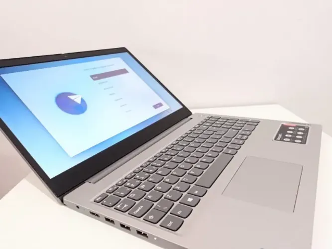 Notebook Lenovo - Intel Core i7- Geração 12 | SSD Nvme M2 512GB | RAM 8GB