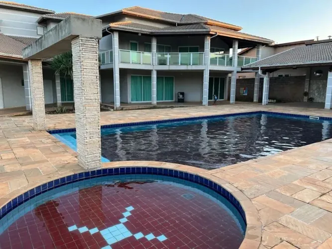 Sobrado com 6 dormitórios à venda, 1100 m² por R$ 3.200.000,00 - Condomínio Chácara Grota
