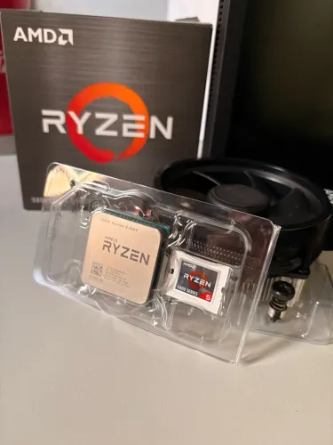Ryzen 5 1600 + Placa de Vídeo Gigabyte RX 560 4GB