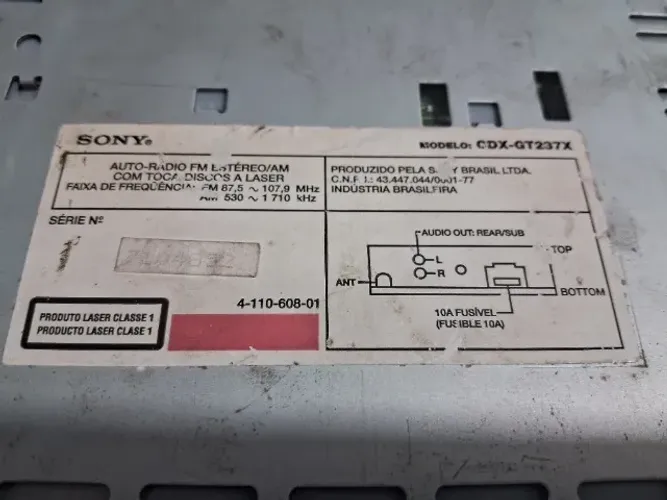 Radio Sony CDX-GT237X