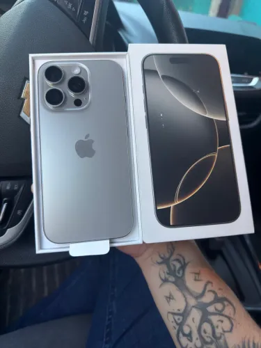 iPhone 16 Pro Garantia apple ate 2027