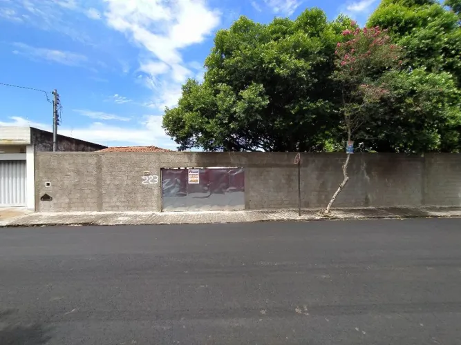Terreno para locação no bairro Martins