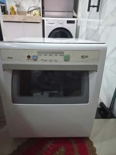 Lava louças Brastemp 8 serviços.