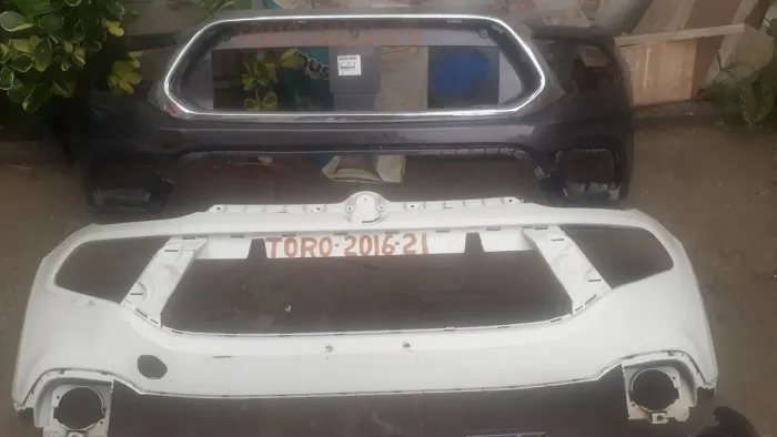 Parachoques dianteiro Fiat toro originais R$550 reais