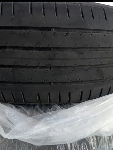 Pirelli scorpion R17 215/60