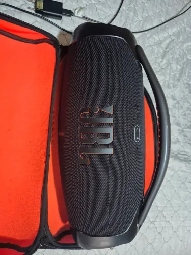 Bombox 3