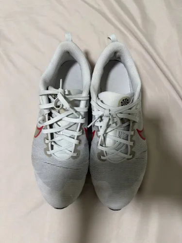 TENIS NIKE BRANCO