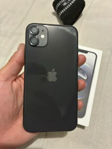 iPhone 11 128GB MUITO CONSERVADO 
