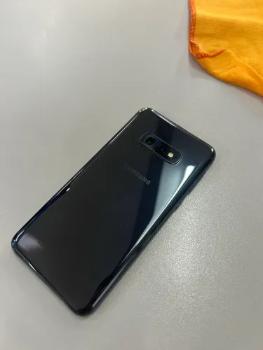 Samsung S10e Celular