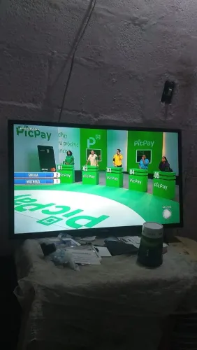 Tv Samsung 32 polegadas srmart completa