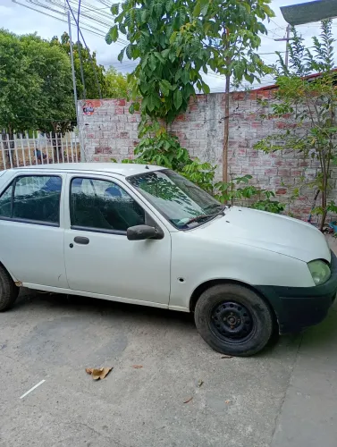 Ford Fiesta GL 1.0 5P 2000