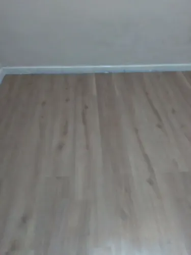 INSTALAÇÃO PISO VINILICO 28,00