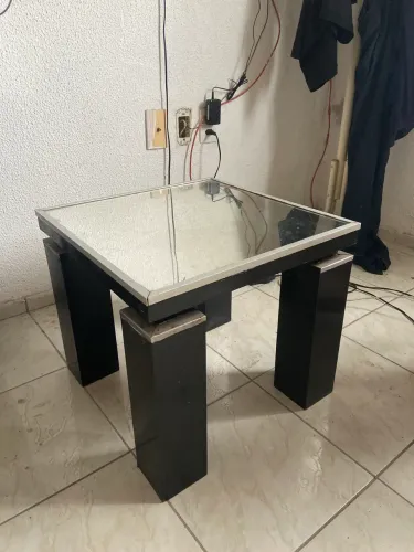 Mesinha de centro retrô 