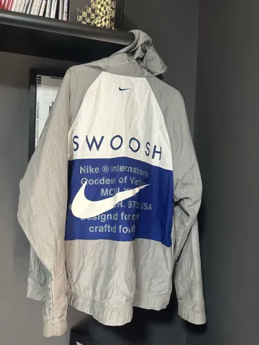 Nike Corta Vento
