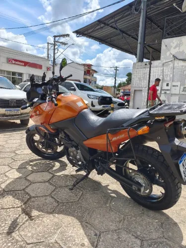 Vendo moto impecavel