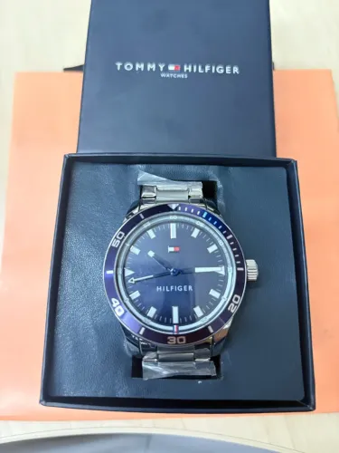 Relógio Tommy Hilfiger Novo