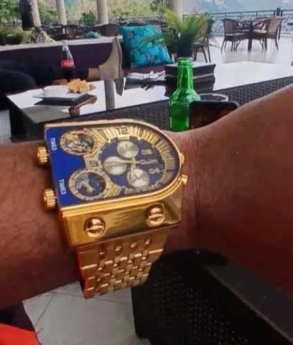 Relógio Dourado Masculino Todo Funcional 