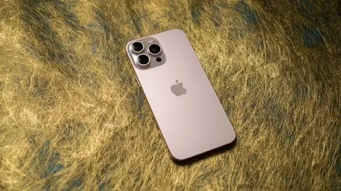 Vendo iPhone 16 Pro Max