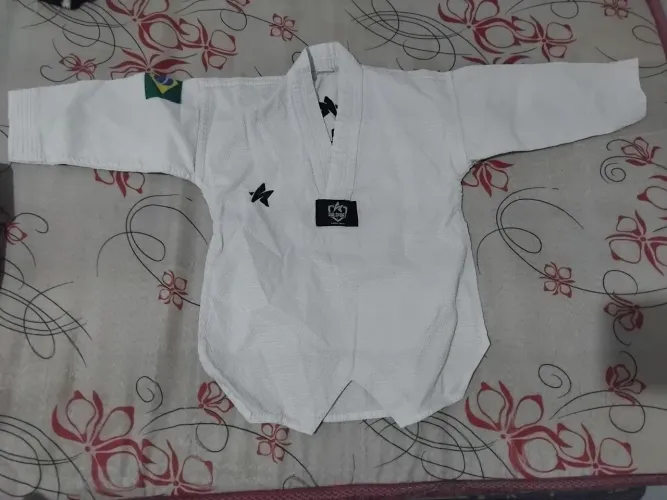 Kimono taekwondo infantil 