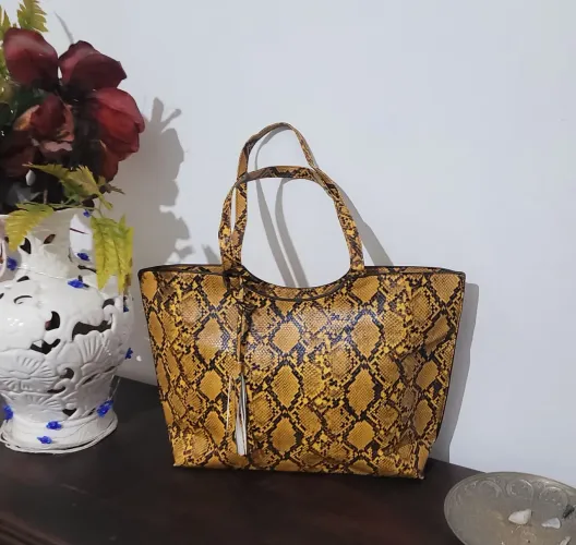Bolsa Feminina Grande de Ombro - Estampa Python / Cobra Amarela