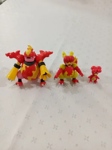 Lote Linha Evolutiva Pokemon Magmortar Magmar Magby Jazwares
