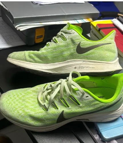 tênis nike air zoom pegasus 36 verde