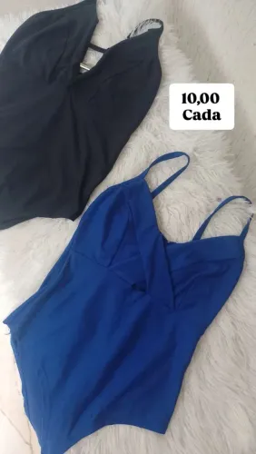 Vendo roupas usadas porém em ótimas qualidades!!!
